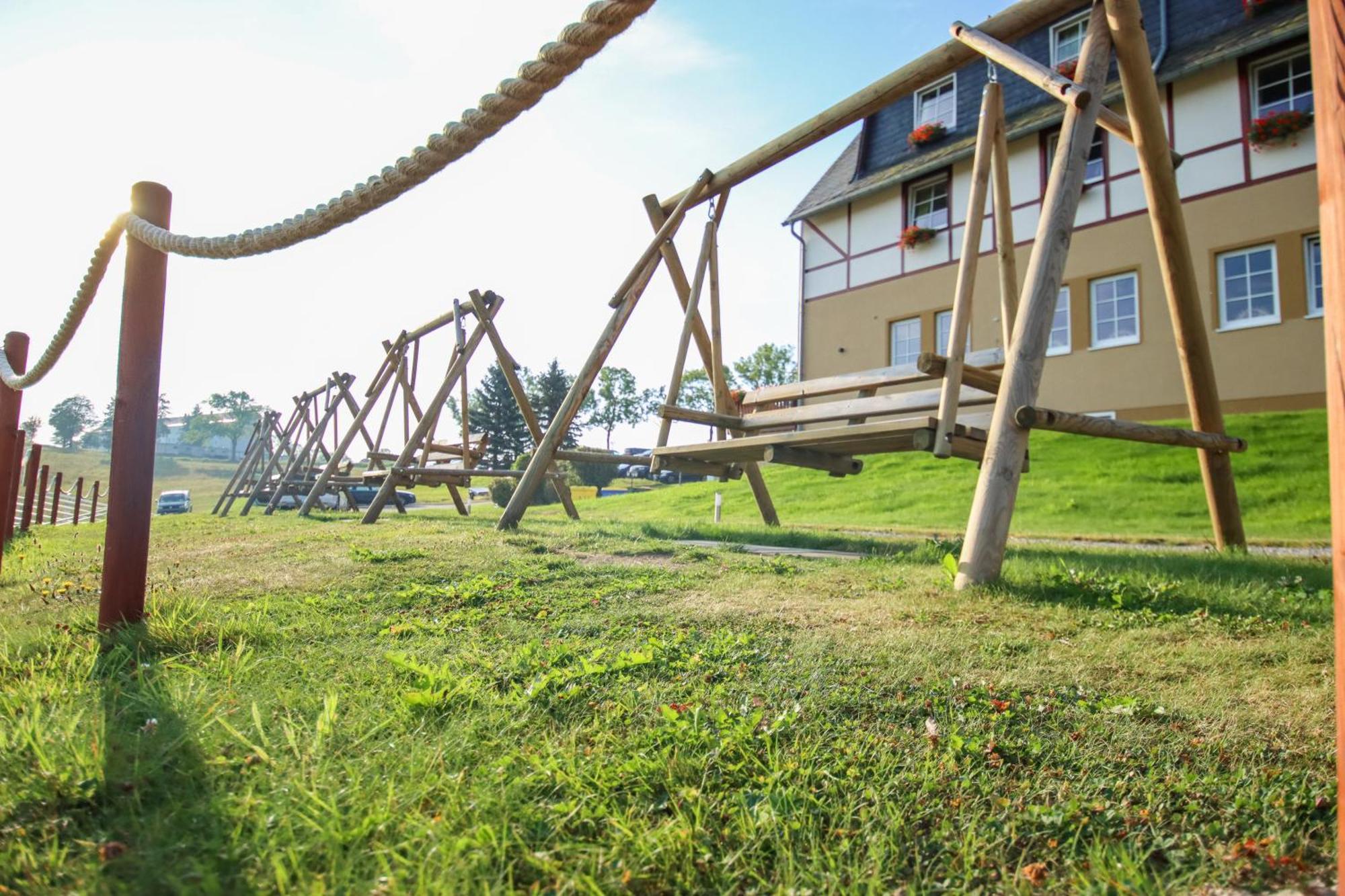 Panorama Wettiner Hoehe 4* Seiffen